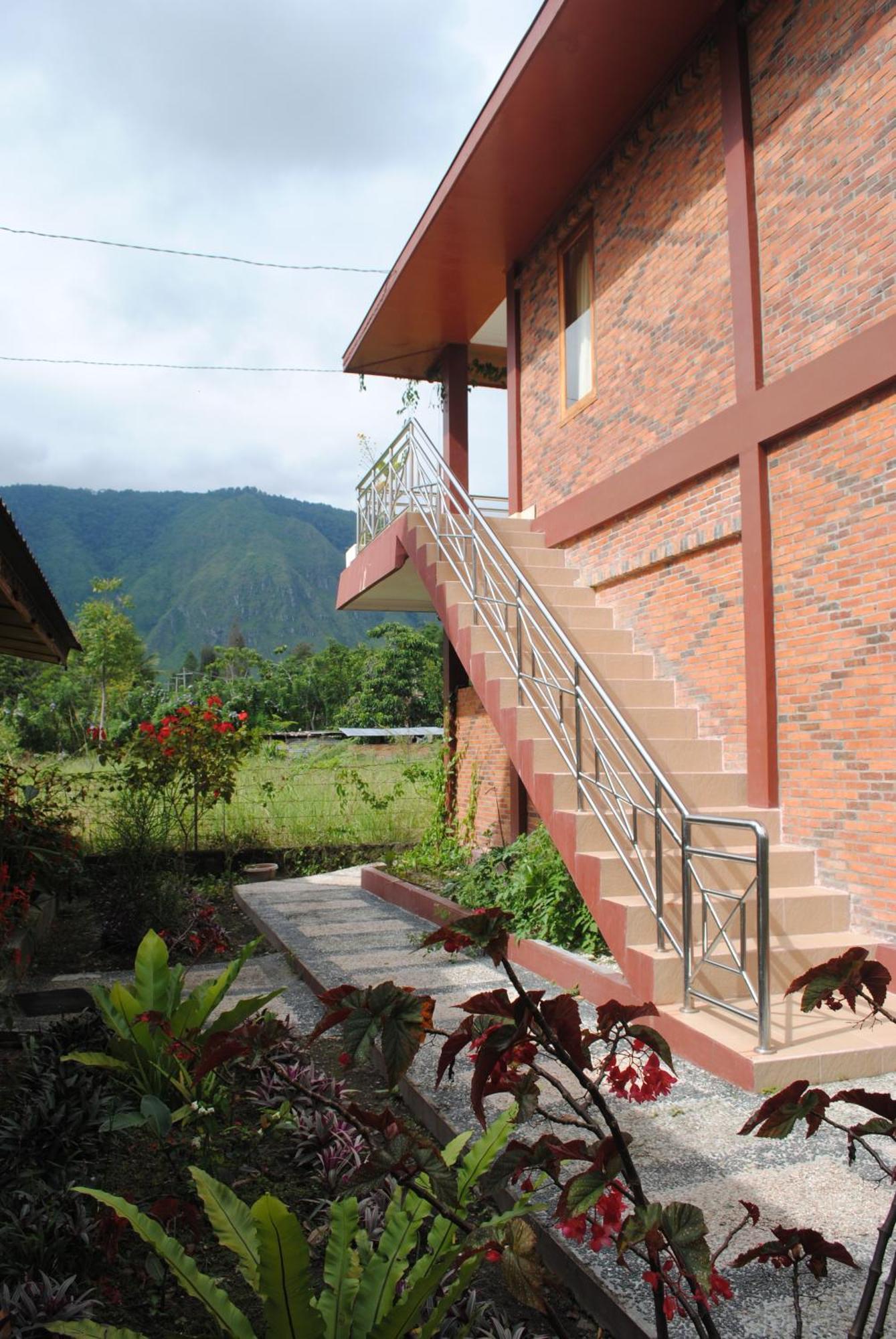 Toba Village Inn Tuk Tuk Kültér fotó