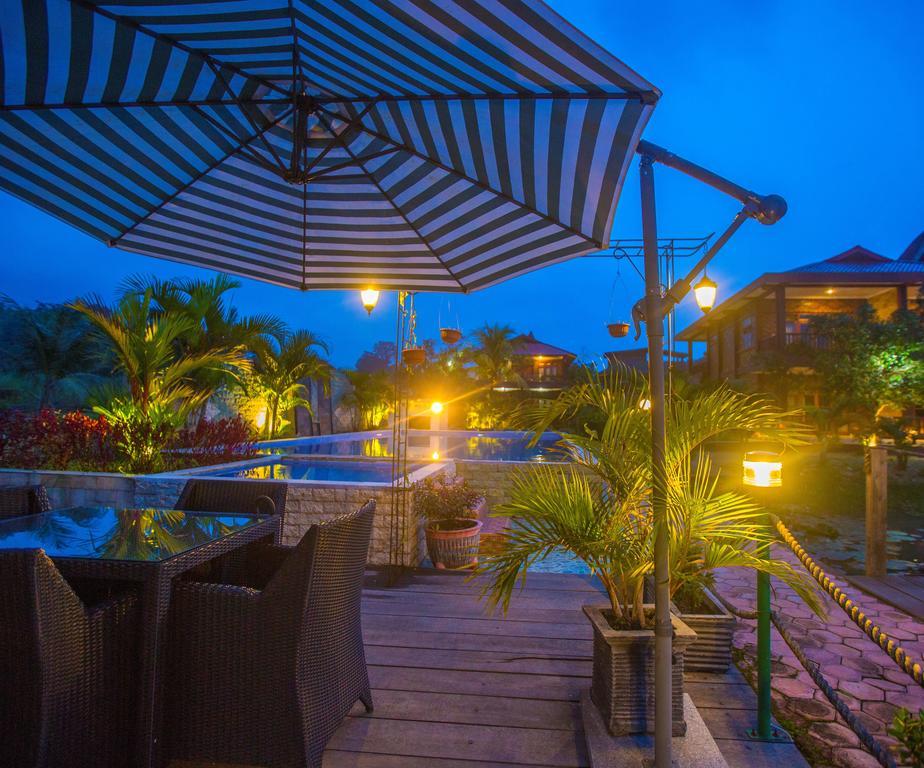 Toba Village Inn Tuk Tuk Kültér fotó