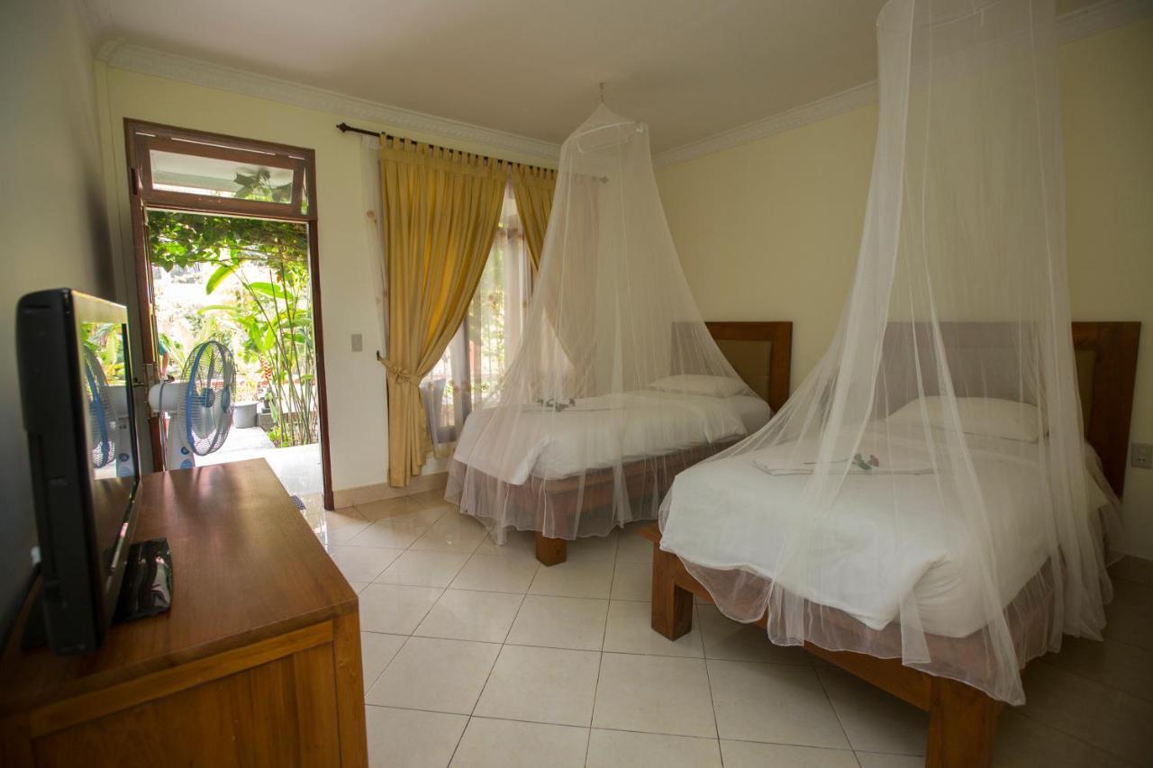 Toba Village Inn Tuk Tuk Kültér fotó