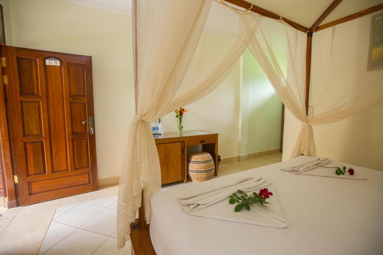 Toba Village Inn Tuk Tuk Kültér fotó