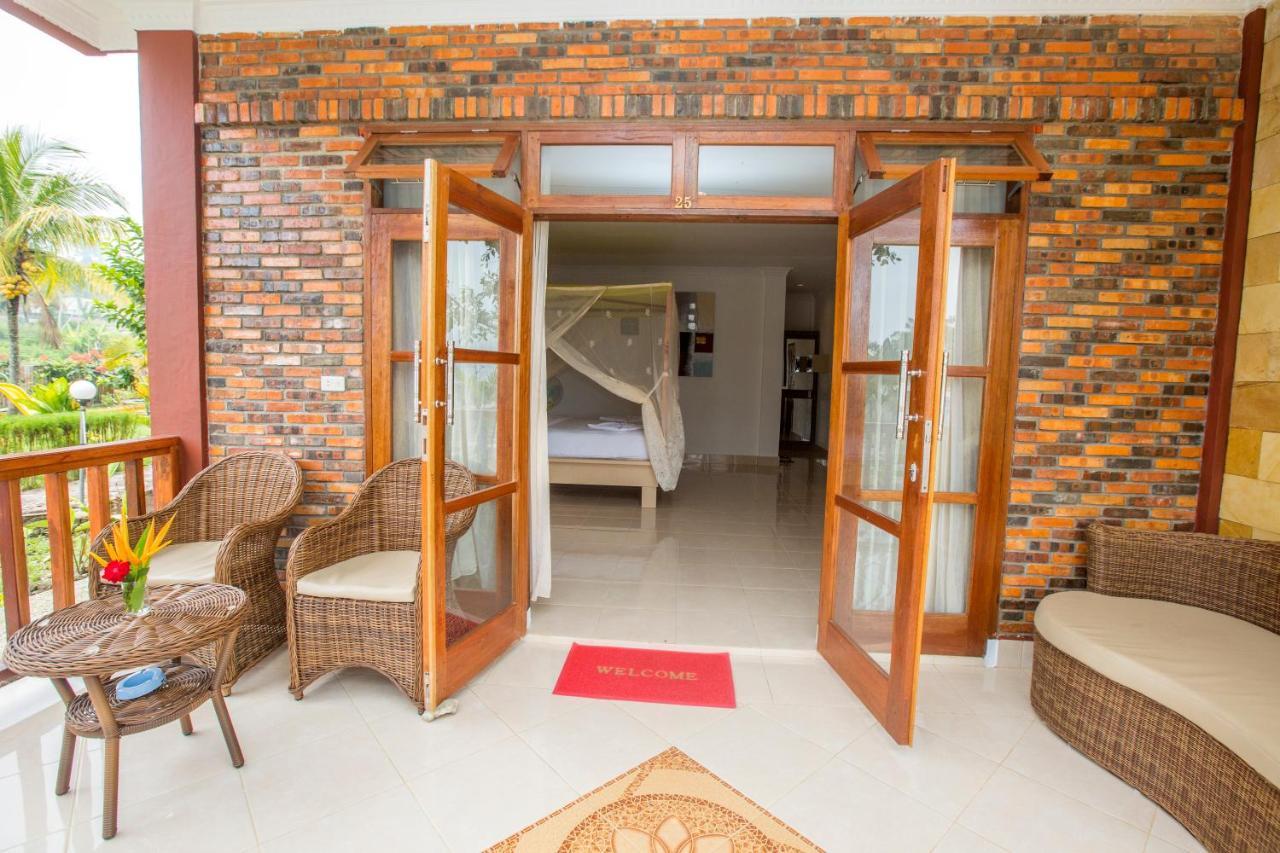 Toba Village Inn Tuk Tuk Kültér fotó
