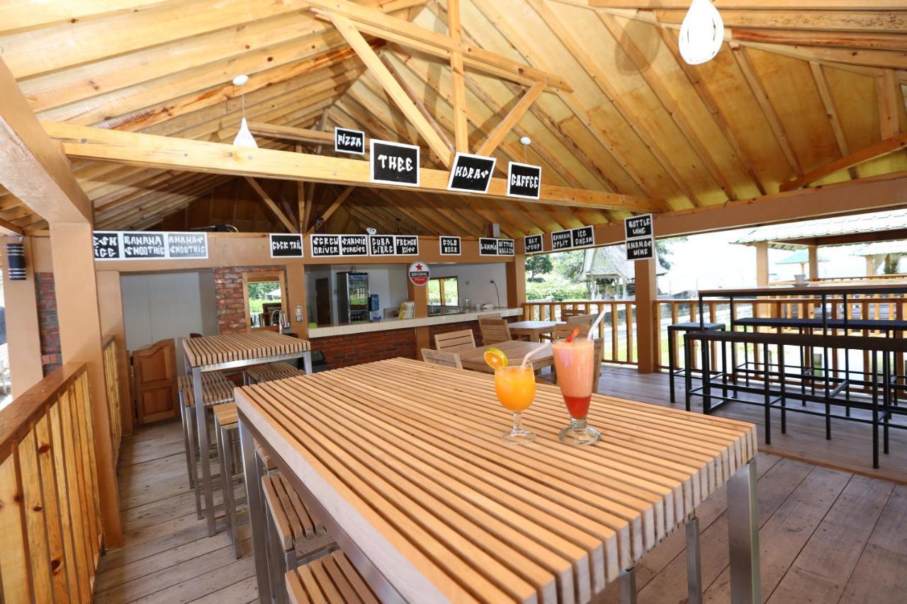 Toba Village Inn Tuk Tuk Kültér fotó